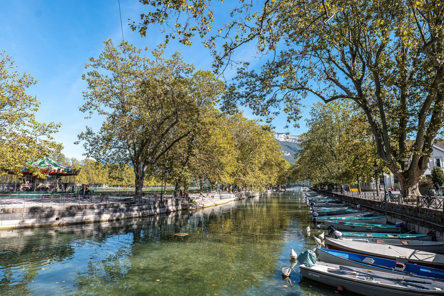 Annecy Lake Central المظهر الخارجي الصورة